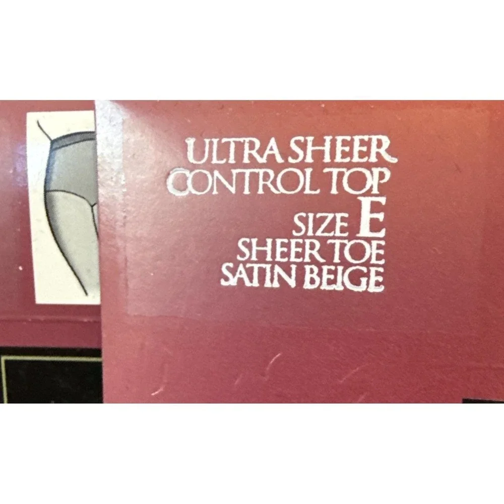 Leggs Sheer Elegance Satin Beige Control Top Pantyhose Nylons Size E NEW 2 Piece